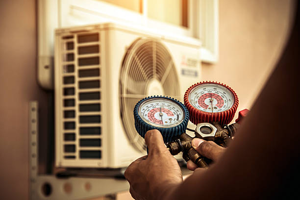 Professional Hvac technician working in Belmont, NC